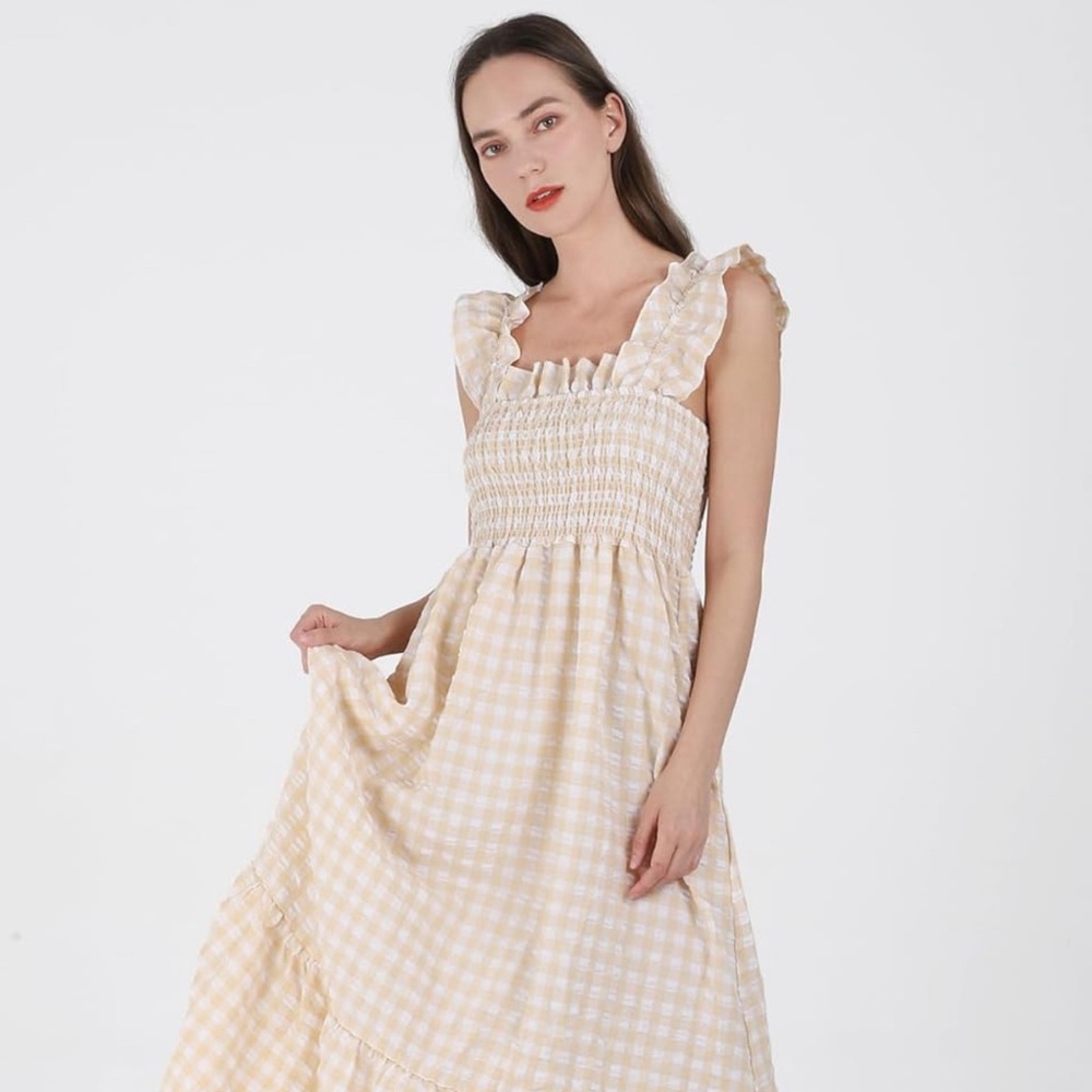 chouyatou Women's Retro Plaid Smocked Dress Spaghetti Strap Flounce Long Dress